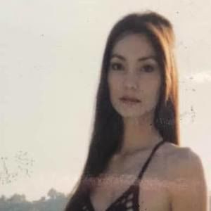 Meet your Posher, Lena